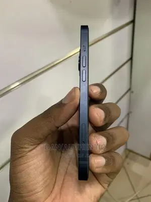 New Apple iPhone 13 256 GB Blue
