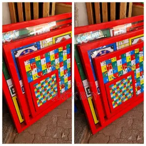 Snakes and Ladder Board Game