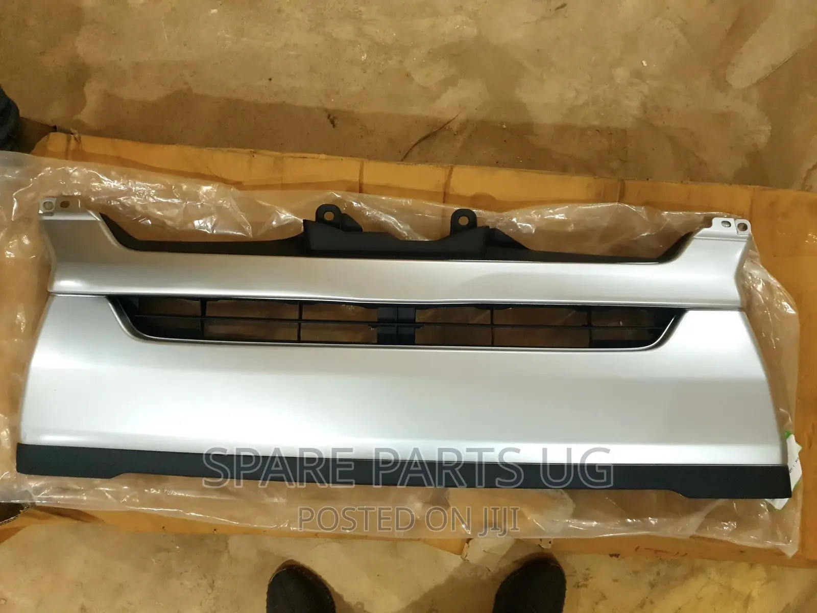 Grille Hiace Drone / Cube 2014 - 2019