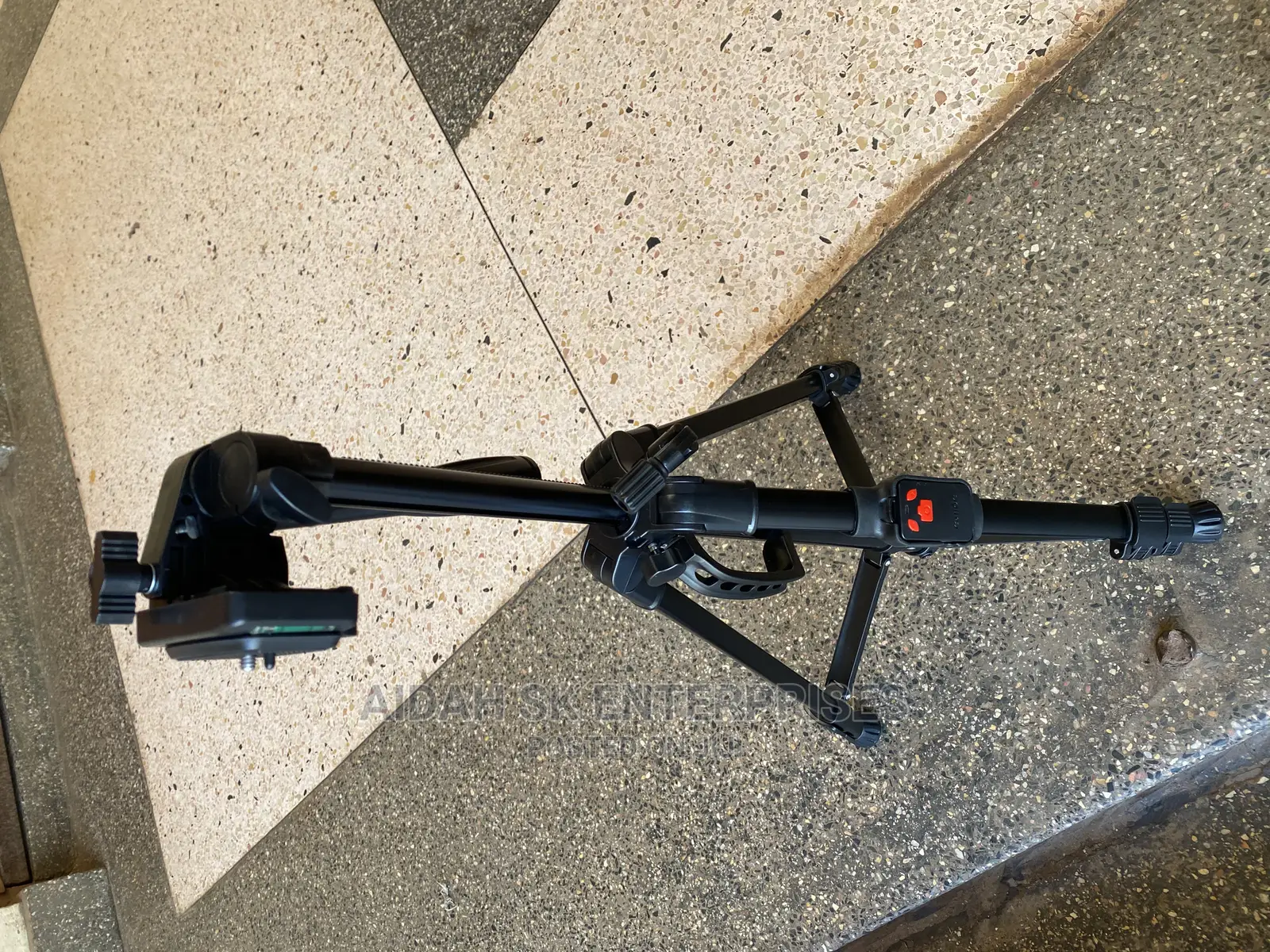 Dc- 500 Portable Tripod