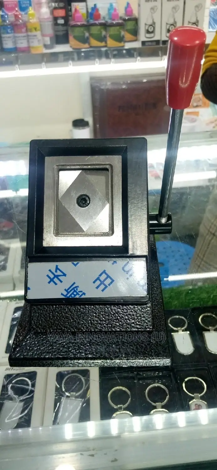 Passport Cutting Machine