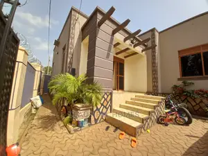 Furnished 3bdrm Bungalow in Kira Organised for Sale