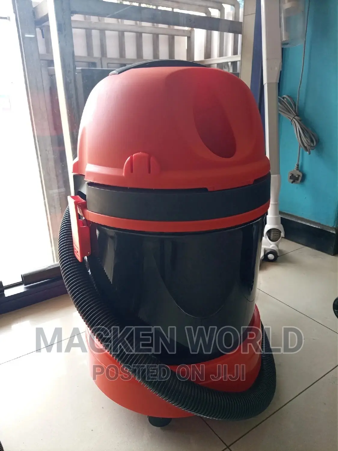 20L Geepas Vacuum Cleaner Brand New