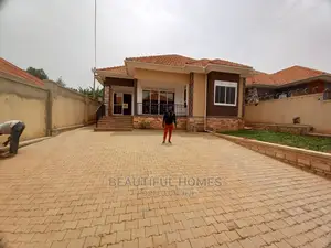 Furnished 4bdrm Bungalow in Kira Corporate for Sale
