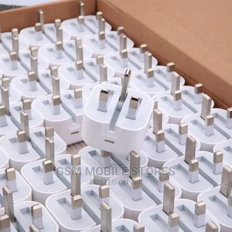 Apple 20W USB Power Adapter (Folding Pins)