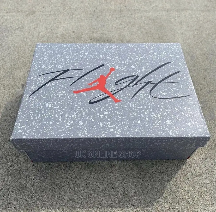 Jordan 4 Retro