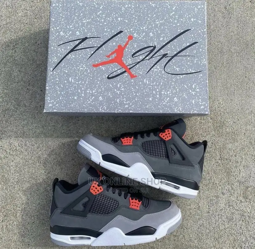 Jordan 4 Retro