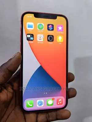 Apple iPhone 12 64 GB Red