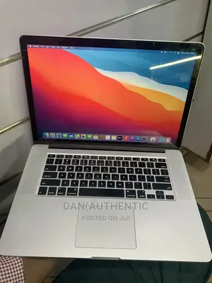 Laptop Apple MacBook Pro 2015 16GB Intel Core I7 SSD 500GB