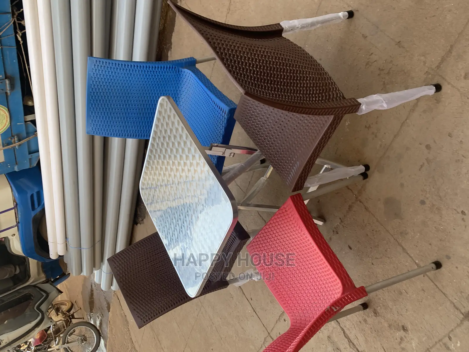 Set of Aluminum Table and 4 Chairs