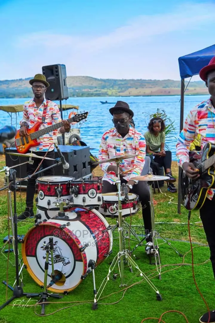Sanyuka Live Band for Hire