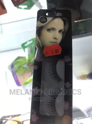 Natural Eyelashes