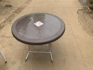 Foldable Plastic Round Table