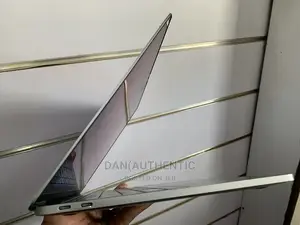 Laptop Apple MacBook Pro 2017 16GB Intel Core I5 SSD 256GB