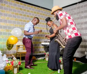 Proposal Time Saxophonist for Hire