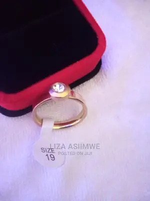 Engagement Rings Available With the Ring Box It's Self