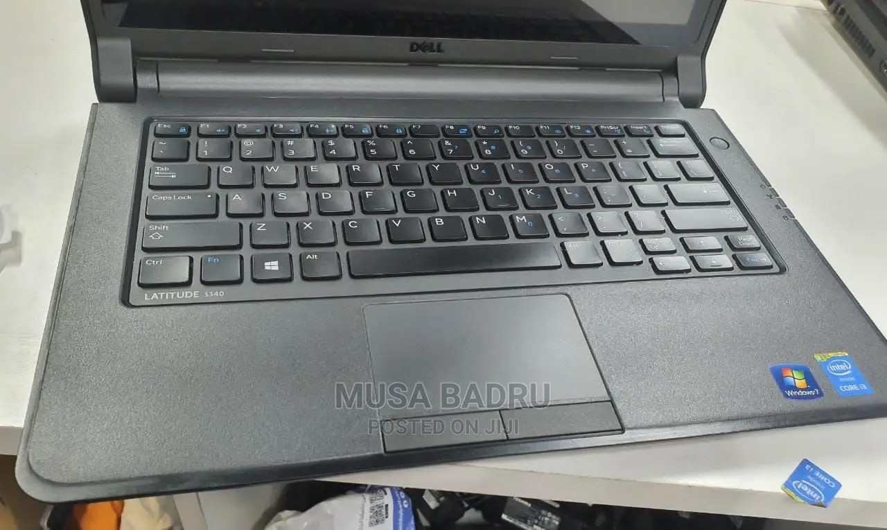 Laptop Dell Latitude 13 3340 4GB Intel Core I3 HDD 500GB
