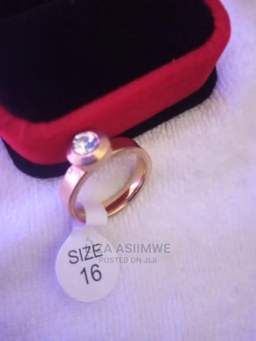 Engagement Rings Available With the Ring Box It's Self