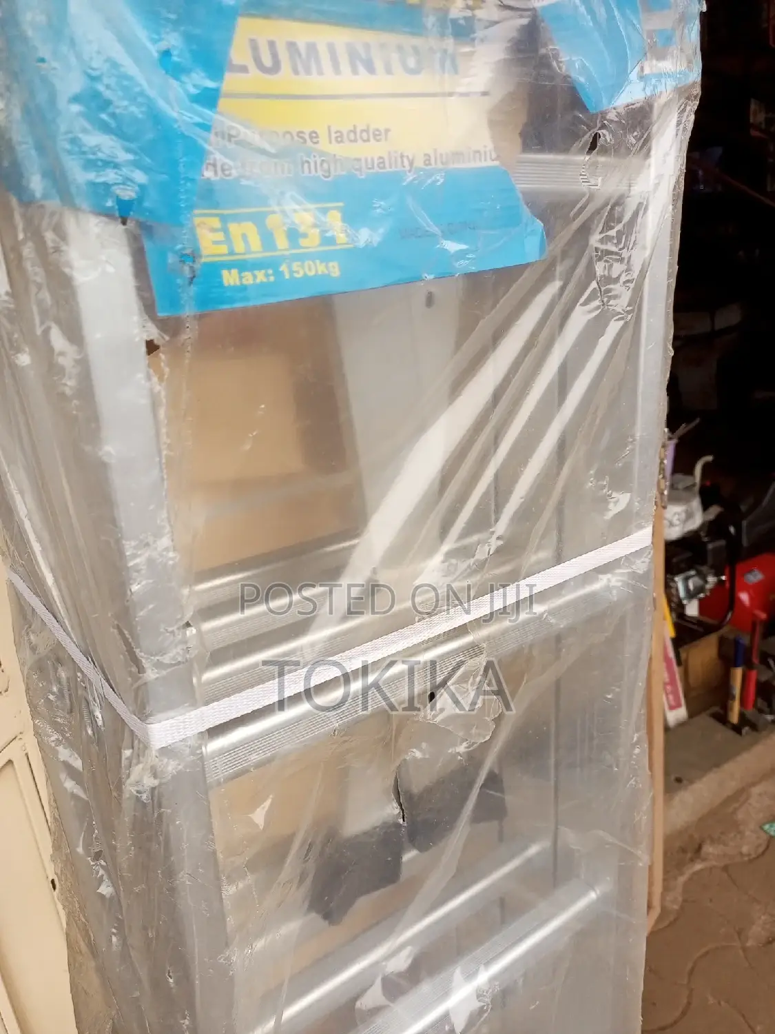 Folding Ladders 6.5m / 6 Step