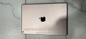 Apple iPad 10.2 (2020) 16 GB White
