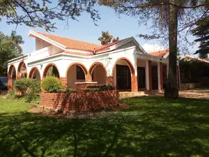 4bdrm Apartment in Central Division for Rent