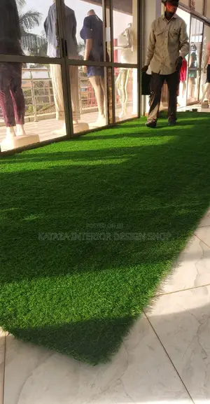Very Green Grass Balcony Carpet