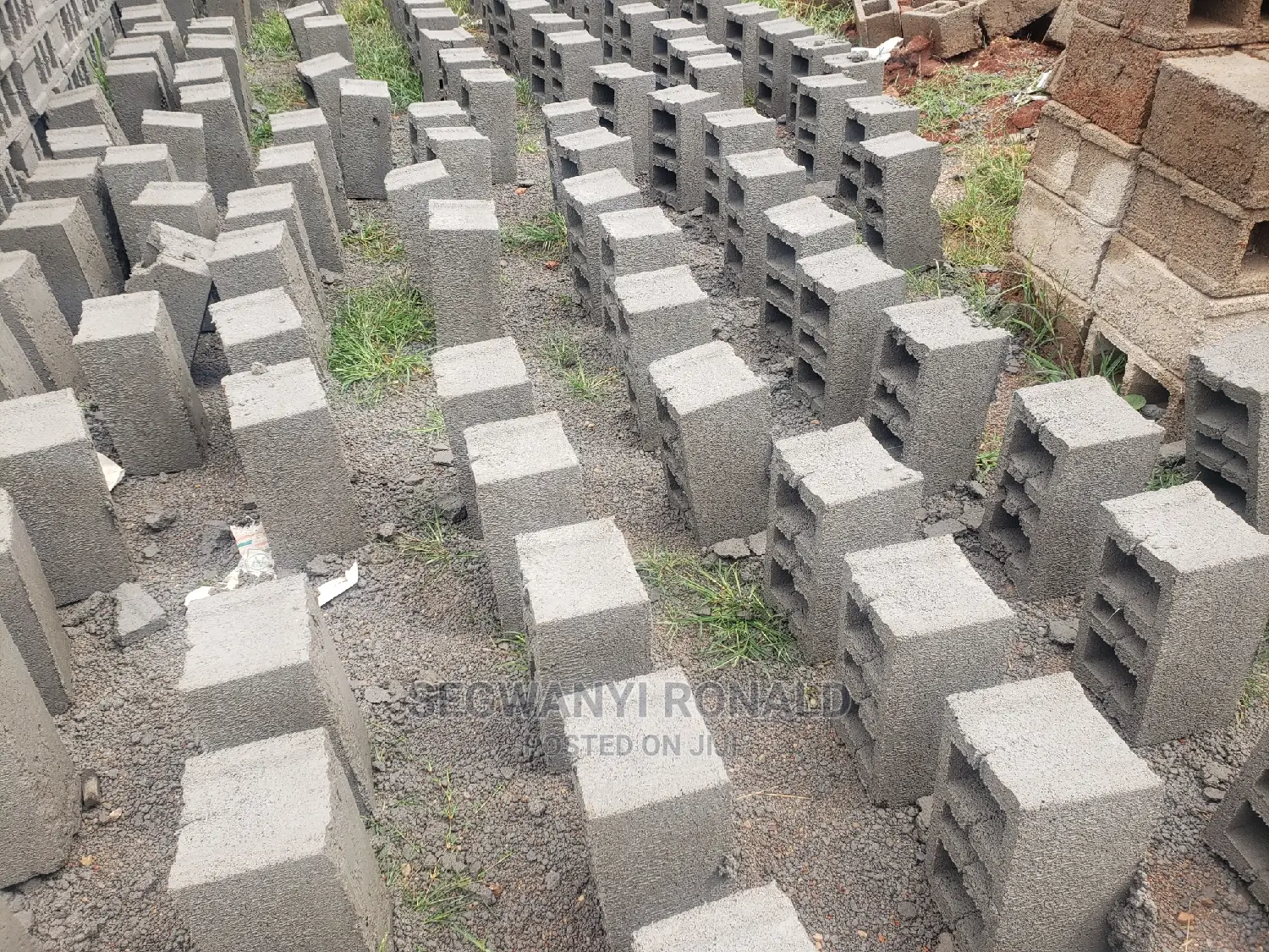Cheaper Blocks Made on Site and Pavers Using a Machine
