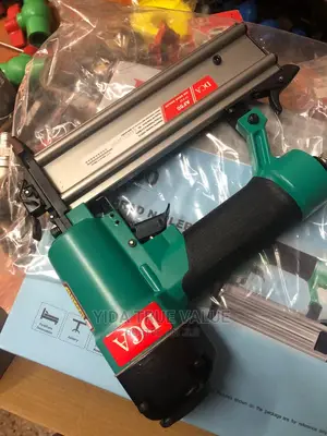 Air Brad Nailer