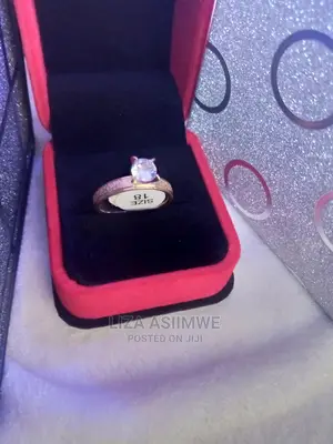 Engagement Rings Available With the Ring Box