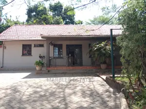 3bdrm Bungalow in Kololo, Central Division for Rent
