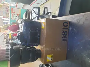 Nikon D810