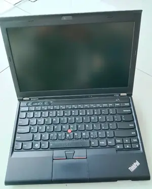 Laptop Lenovo ThinkPad X230 8GB Intel Core I3 HDD 500GB