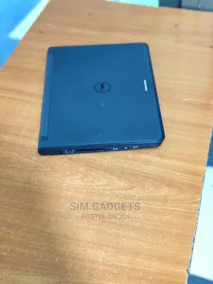 Laptop Dell Inspiron 11 3153 4GB Intel Celeron HDD 320GB