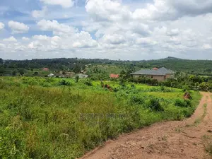 100*50ft Plot in Sema Estate Buwambo. Ready Land Titles