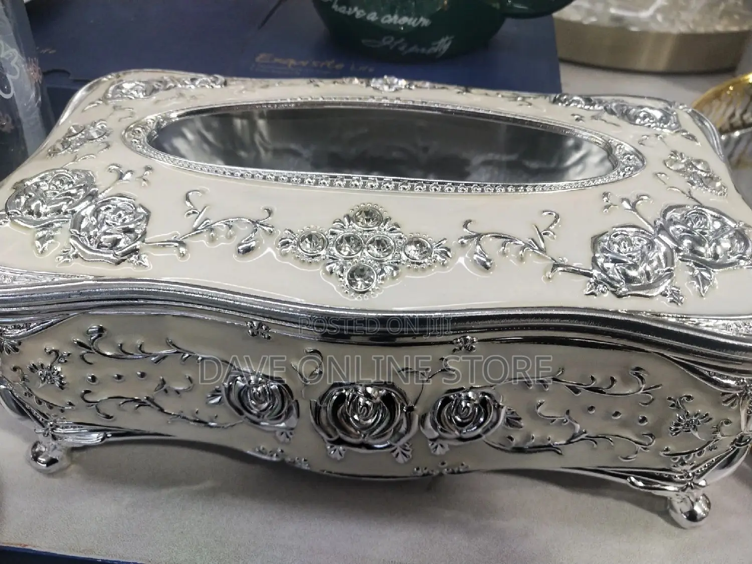 Tissue / Napkin Holder
