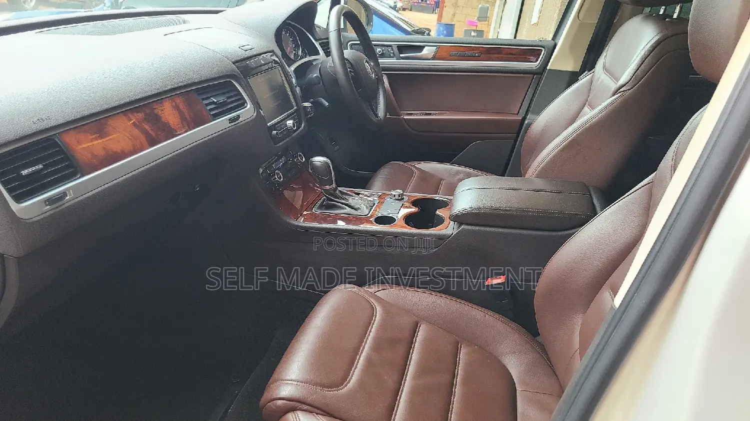 Volkswagen Touareg 2012 White
