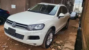Volkswagen Touareg 2012 White