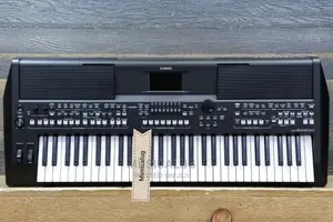 Keyboard Yamaha Sx600