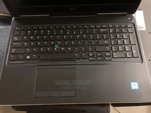 Laptop Dell Precision 7520 16GB Intel Core I7 SSD 512GB