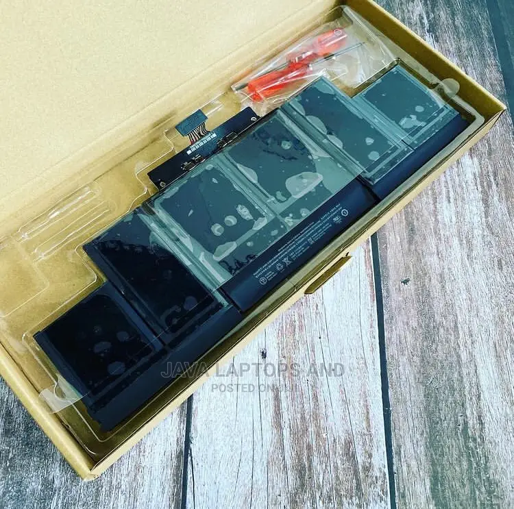 Macbook Screens and Batteries