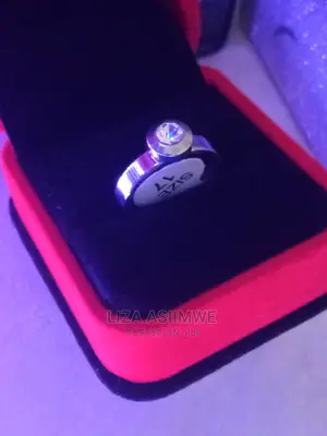 Engagement Rings Available With the Ring Box It's Self