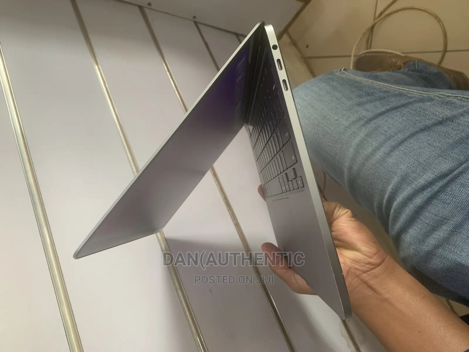 Laptop Apple MacBook Pro 2020 32GB Intel Core I5 SSD 1T