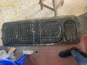 7 Seater Car Transperent Carpets