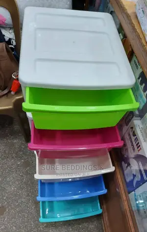 Simple Plastic Cabinet