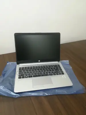 New Laptop HP 348 G4 8GB Intel Core I5 SSD 256GB