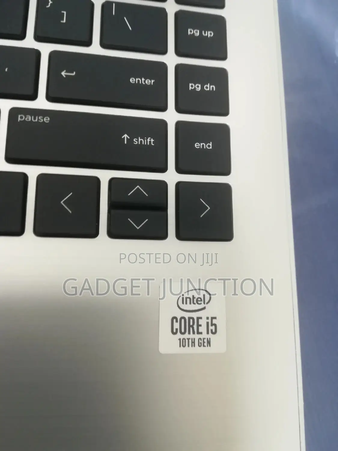 New Laptop HP 348 G4 8GB Intel Core I5 SSD 256GB