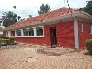 5bdrm Bungalow in Mbuya, Central Division for Rent