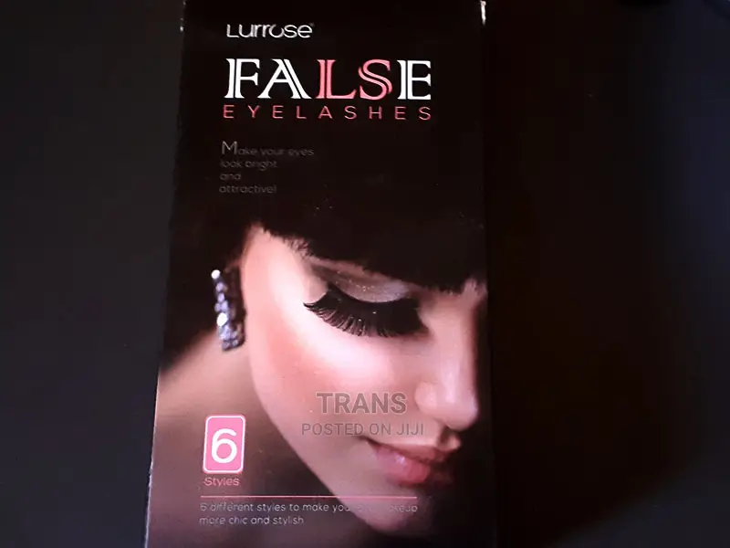 Natural Look Lashes for Women