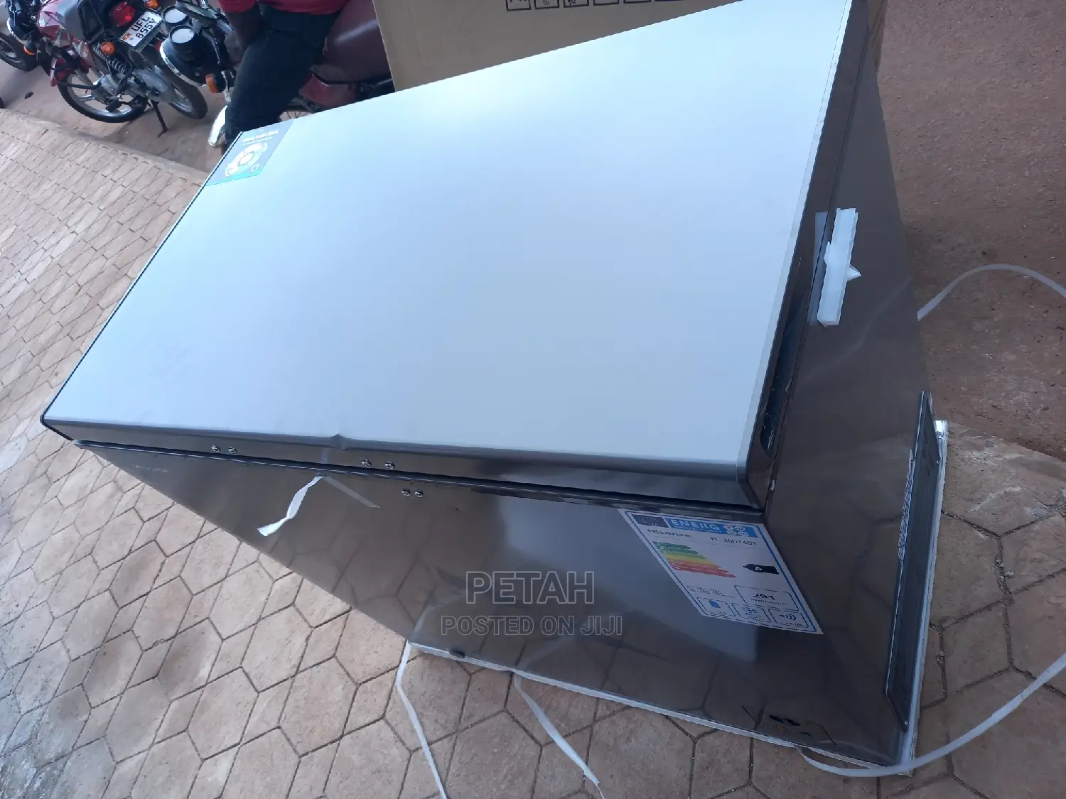 Hisense 260 Litters Deep Freezer