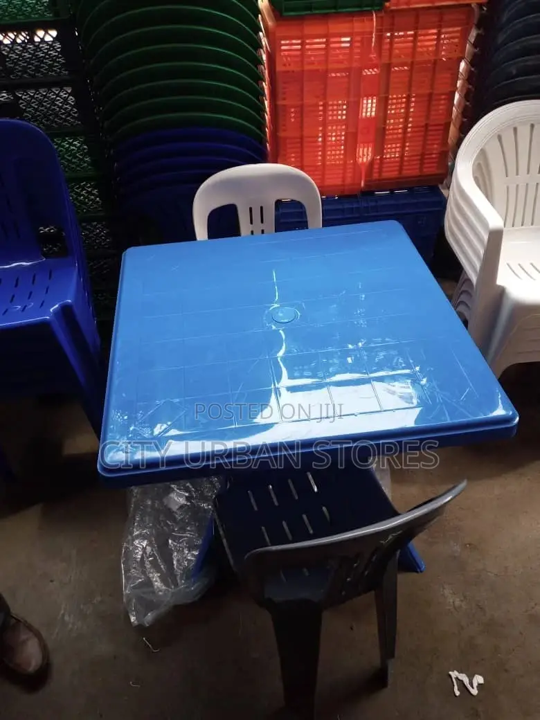 Nice Plastic Tables